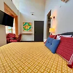 La Boutique Vera Hotel *